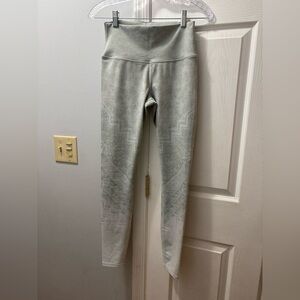 Alo Size Small Air Lift Leggings Light Green/Gray